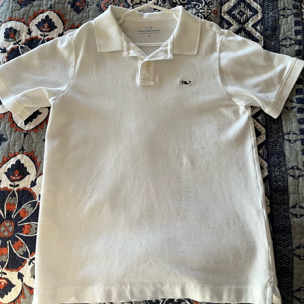 Vineyard vines boys polo size small (8–10)